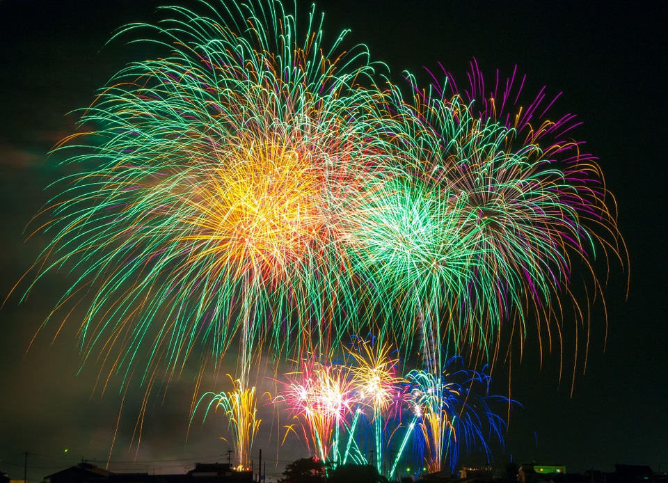 滋賀で花火大会の中止が相次ぐ異例の夏 警備費の倍増と安全基準の厳格化が突きつけた現実