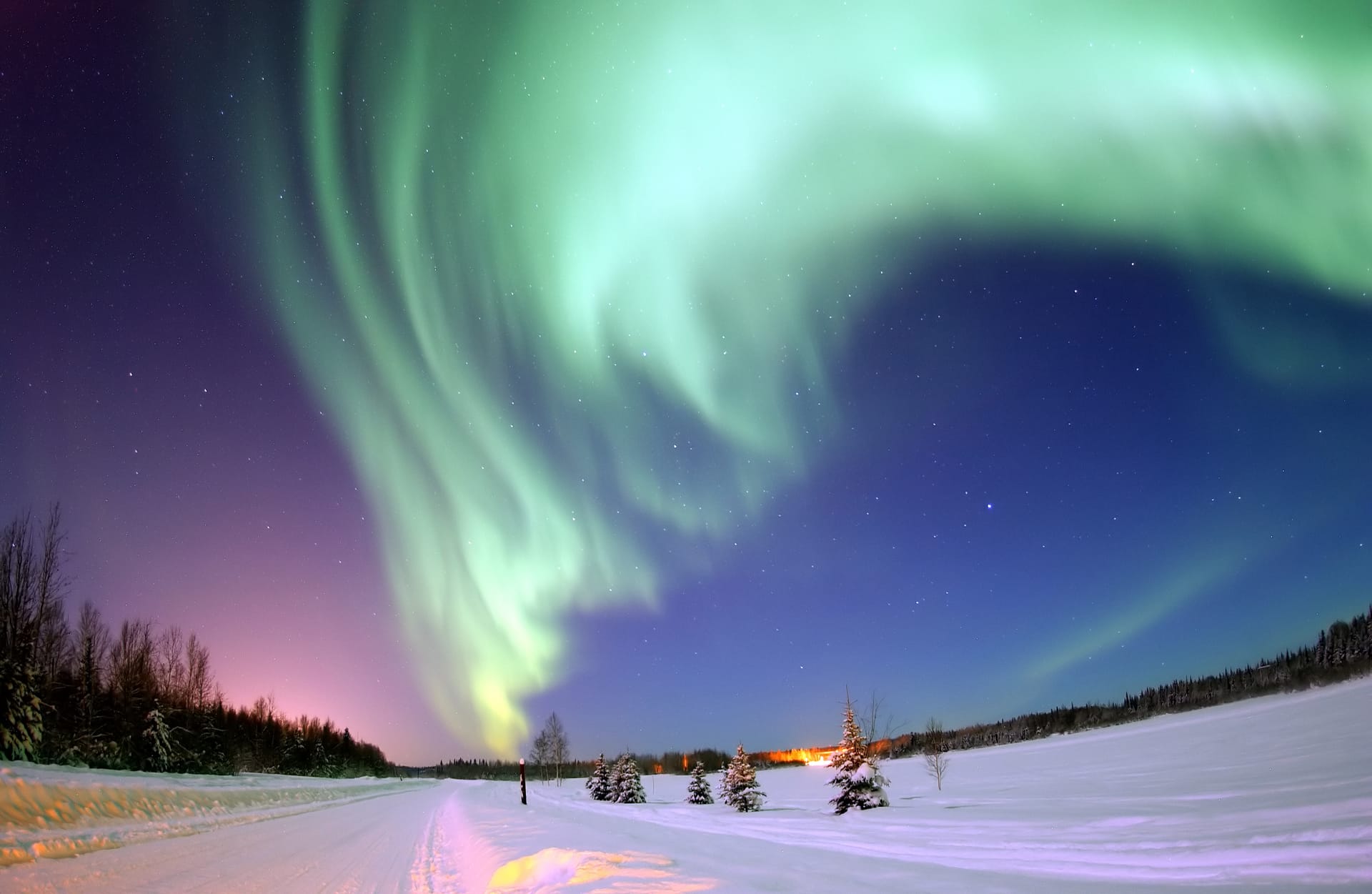 Where Can I See the Northern Lights Tonight