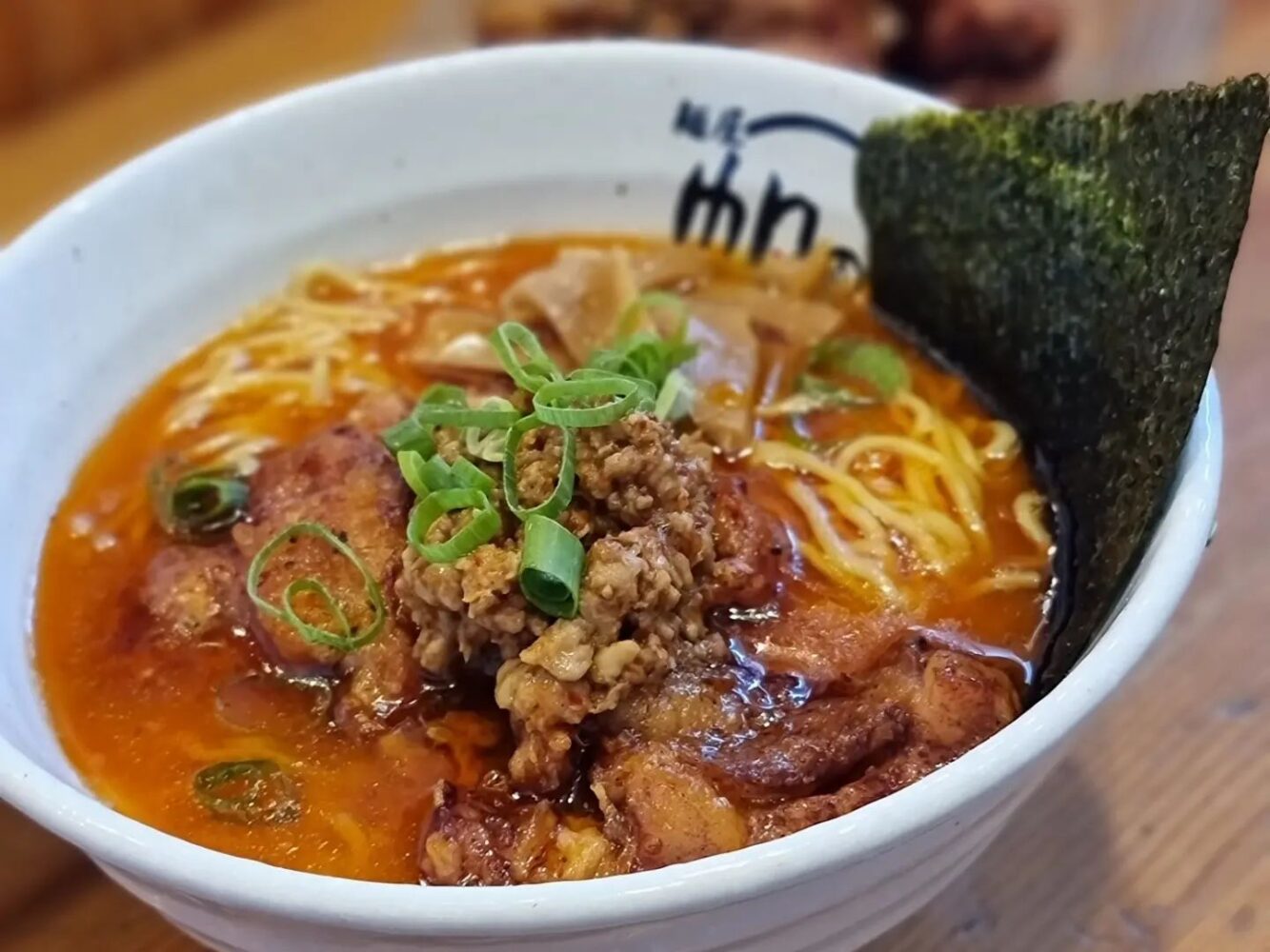 2026年、日本のラーメン界に歴史的変化！海外旅行客を魅了する「ハラルラーメン」最前線と激変する外食市場のいま