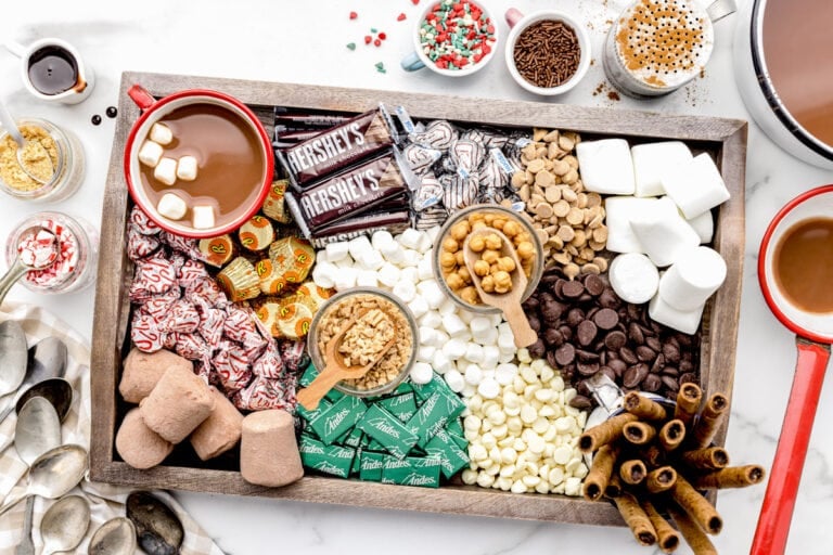 What Food Goes Good with Hot Chocolate