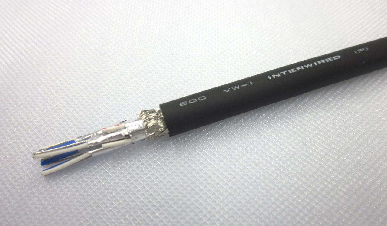可とう性とは？柔軟性との違いや工業配管・最新樹脂の実力を徹底解明