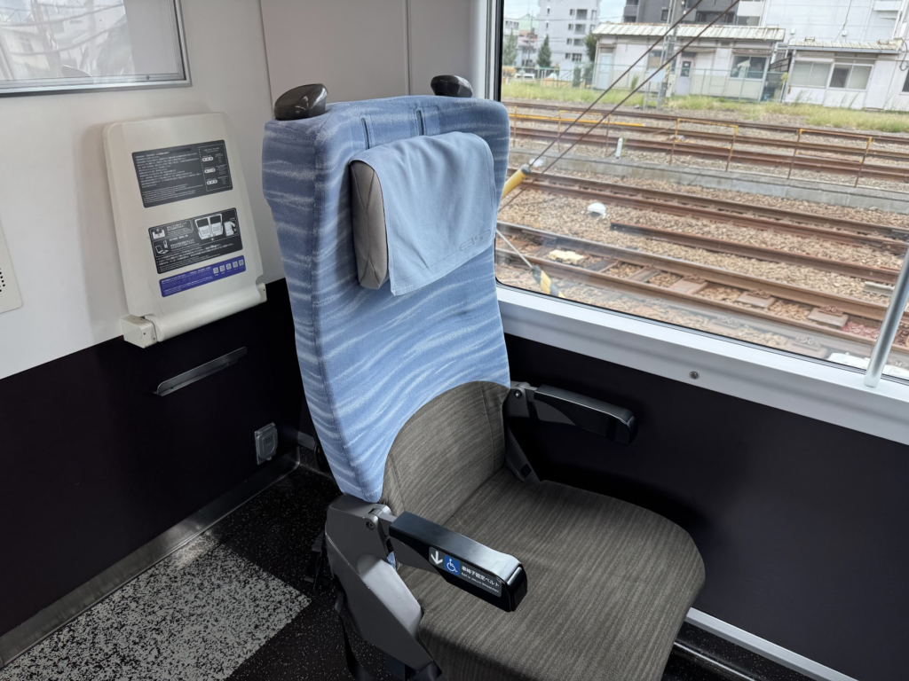 特急あずさ座席おすすめ完全解説！富士山の見える席と静かな号車の真実