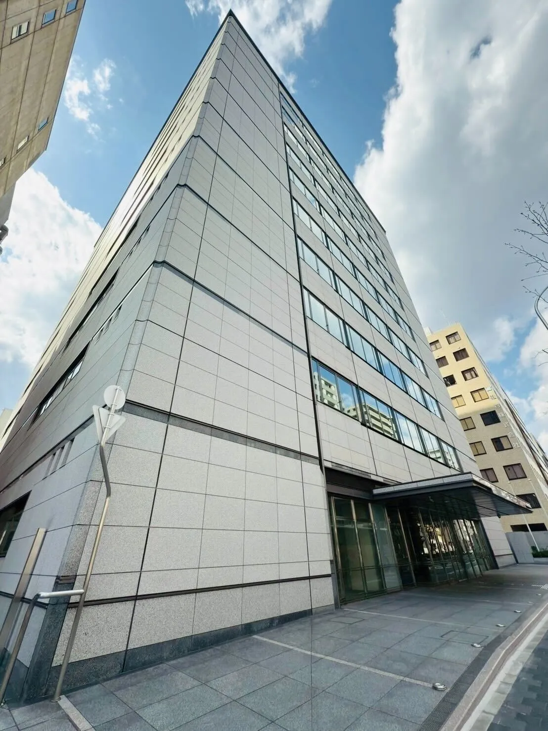 アイフル本社はどこ？京都・滋賀・東京の真相と拠点移転の全貌に迫る