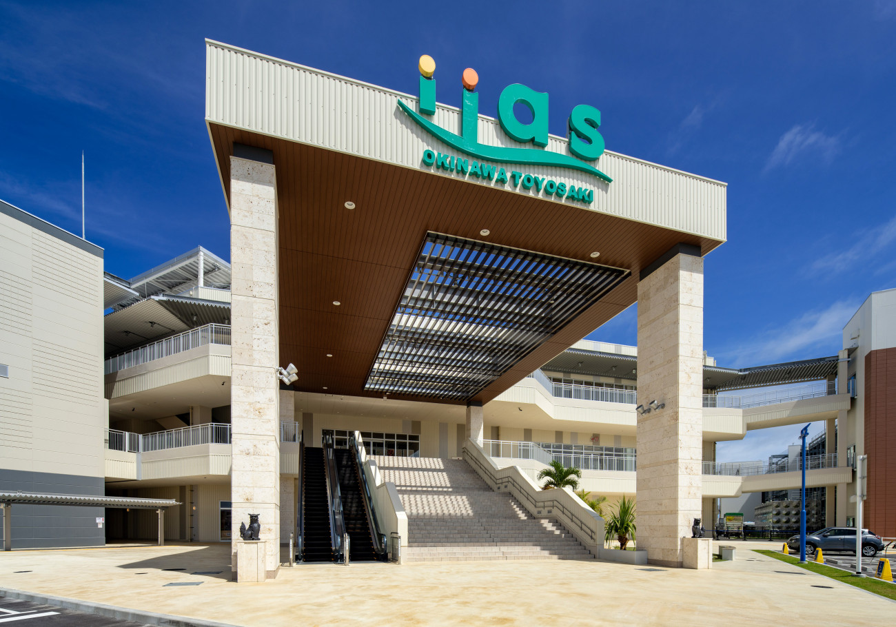 イーアス沖縄豊崎完全攻略！水族館と穴場グルメの魅力を現地検証