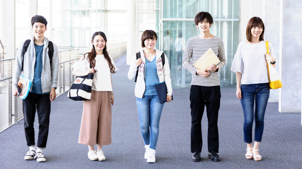 高校生のオープンキャンパス服装は何が正解？制服・私服の真相【2026】