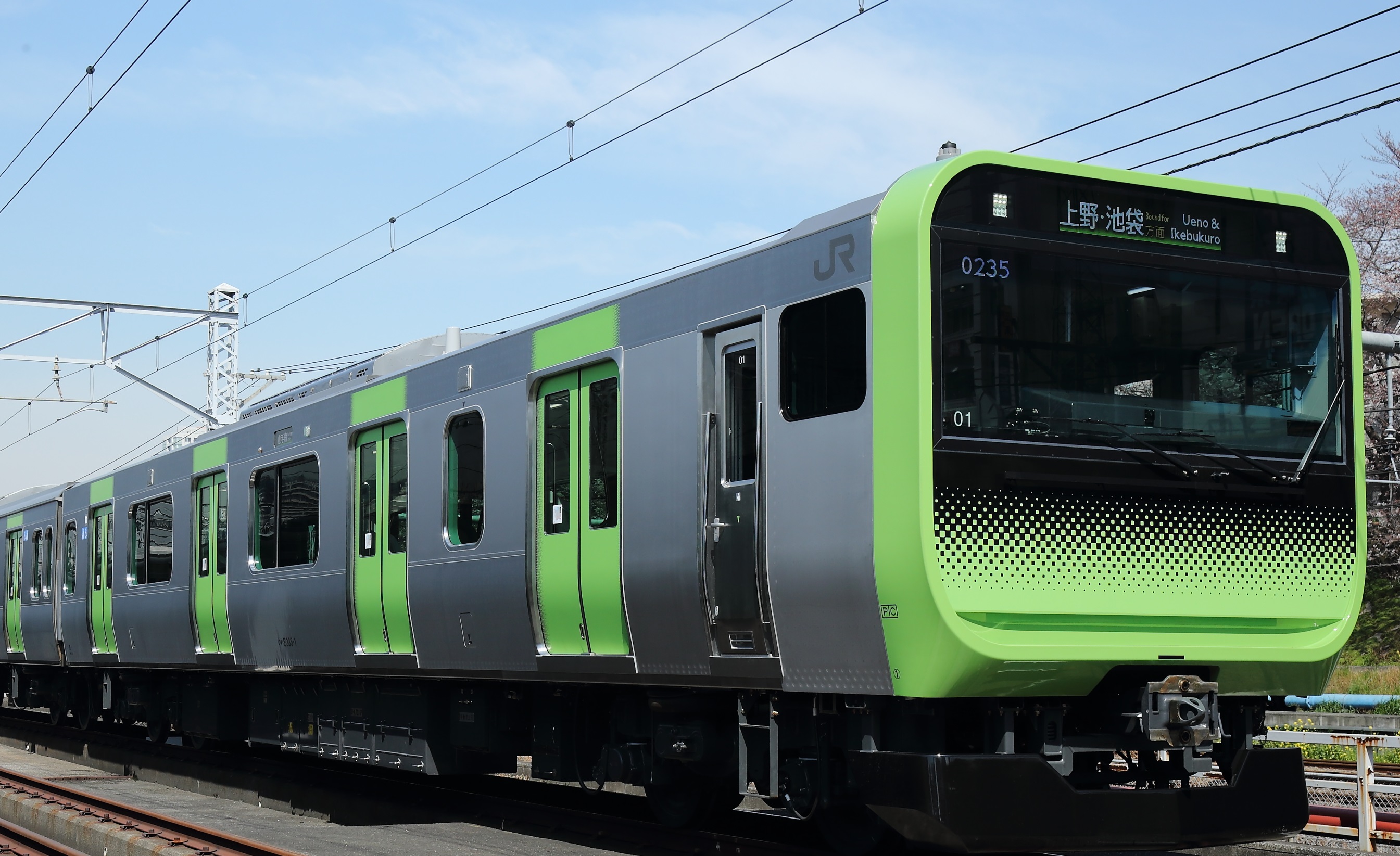 車両進入禁止標識の罠！通行止めとの違いや自転車・違反点数を徹底解説