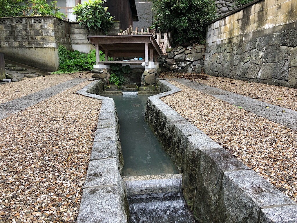 真名井の清水は飲める？ご神水の水質とご利益・水汲み作法を徹底検証