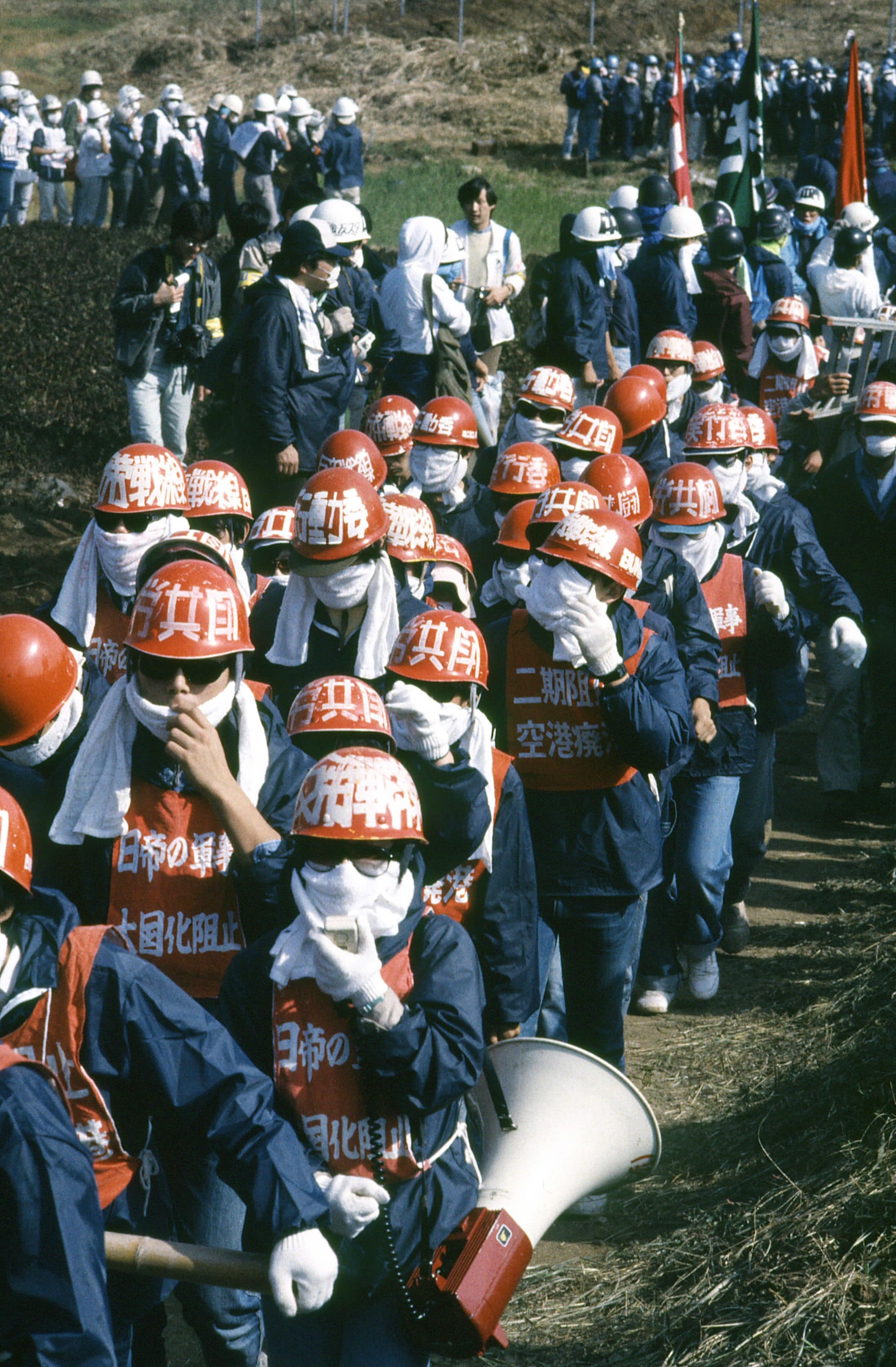 成田闘争はなぜ起きたのか？歪んだ誘導路と未買収地の真相【2026最新】