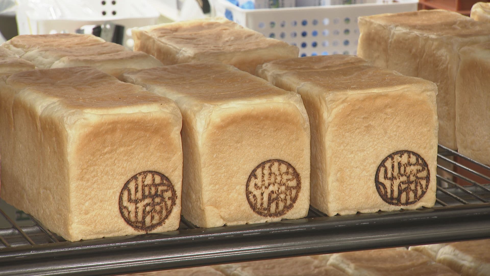 高級食パン破産が急増のなぜ？ブーム終焉と生き残る店舗の条件