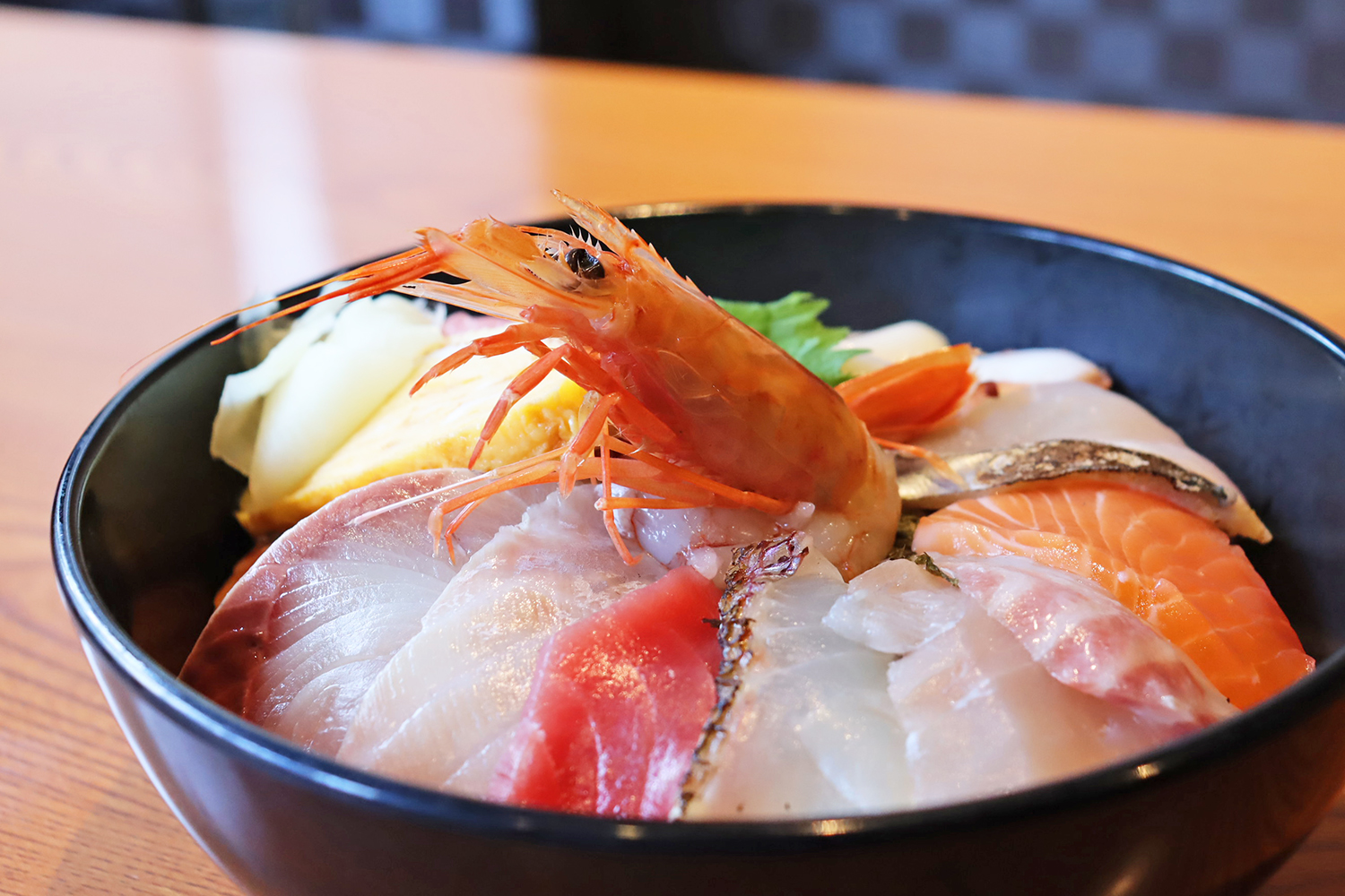 秋葉原ランチの決定版！行列必至の極上肉と至高の隠れ家カレー