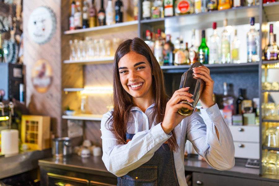 Can You Be a Bartender at 18 in Texas