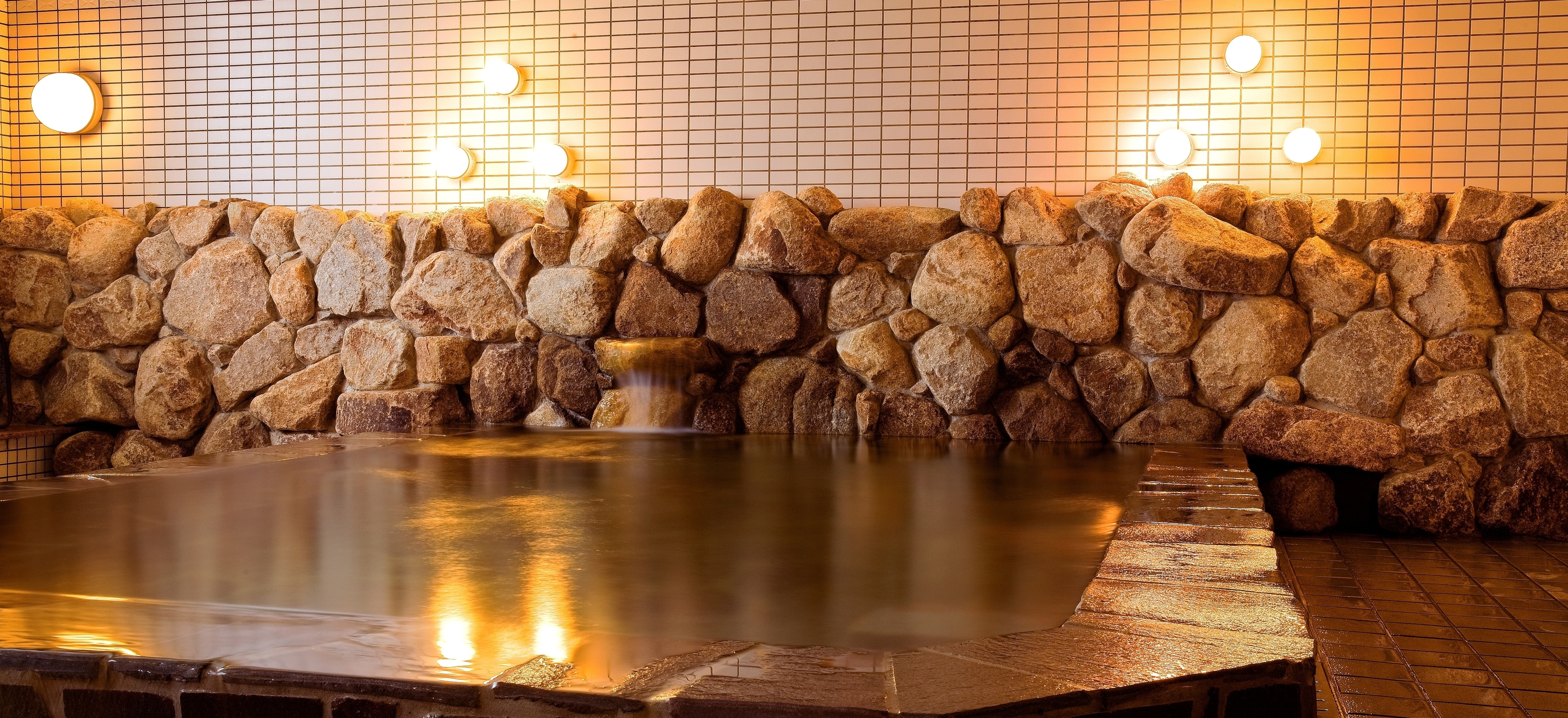 高松温泉ニューグランデみまつの評判は？天然温泉と朝食の満足度を徹底解剖