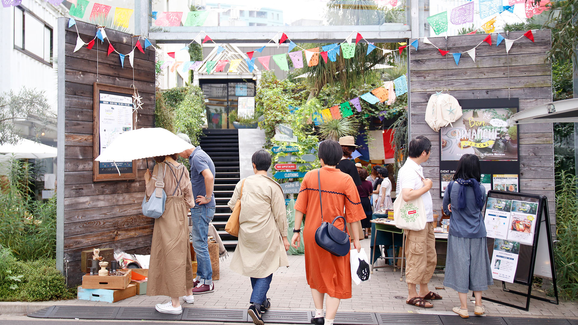 週末に行きたい東京マルシェ巡り！朝採れ野菜と職人のクラフト市