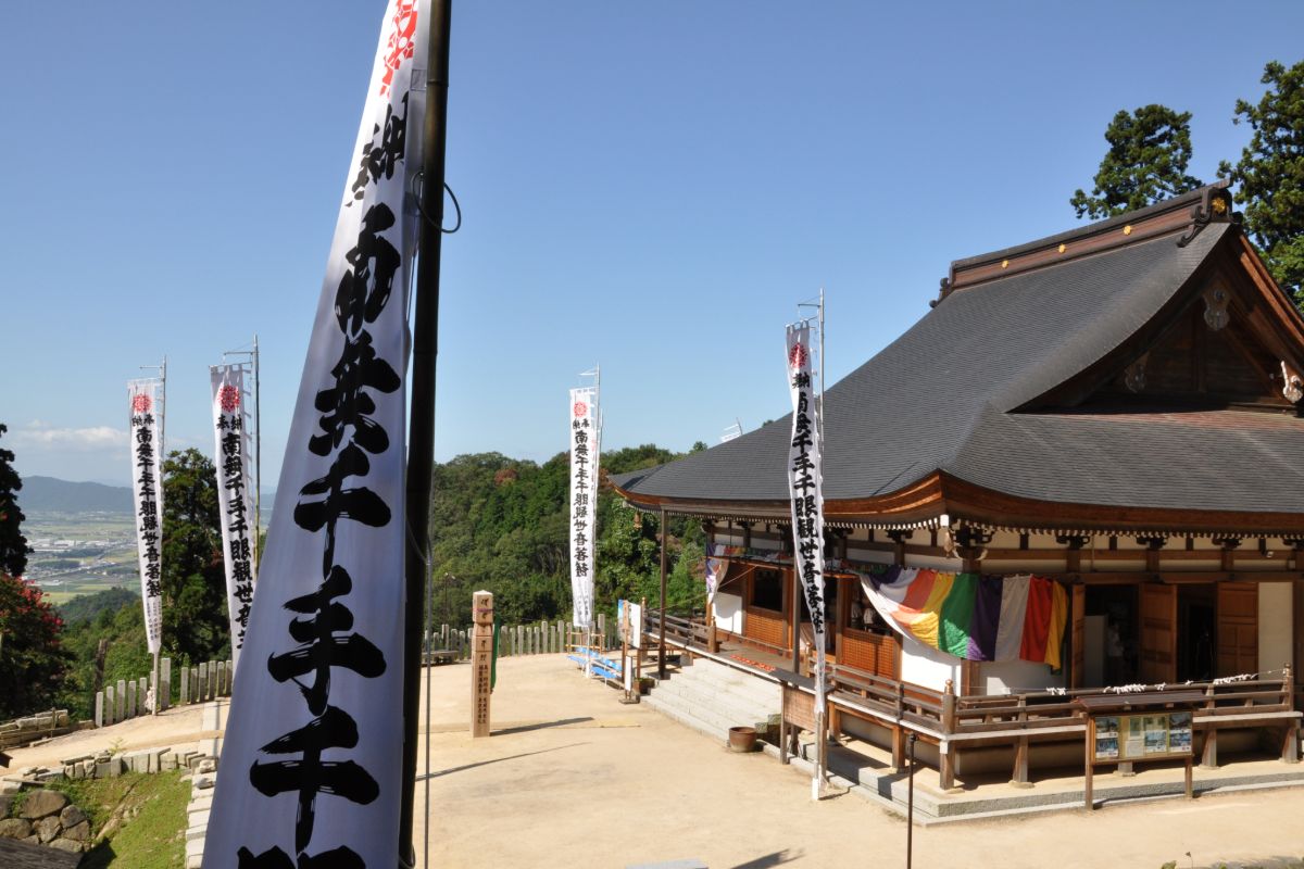 観音正寺の人魚伝説と総白檀本尊｜アクセス・御朱印攻略ガイド2026