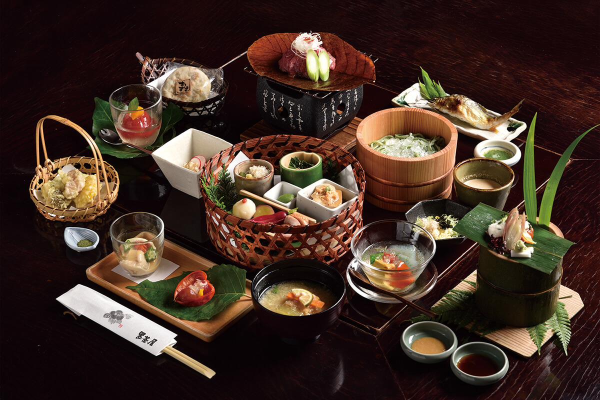 黒茶屋ランチメニュー徹底比較！炭火焼・会席の値段と予約の裏ワザ