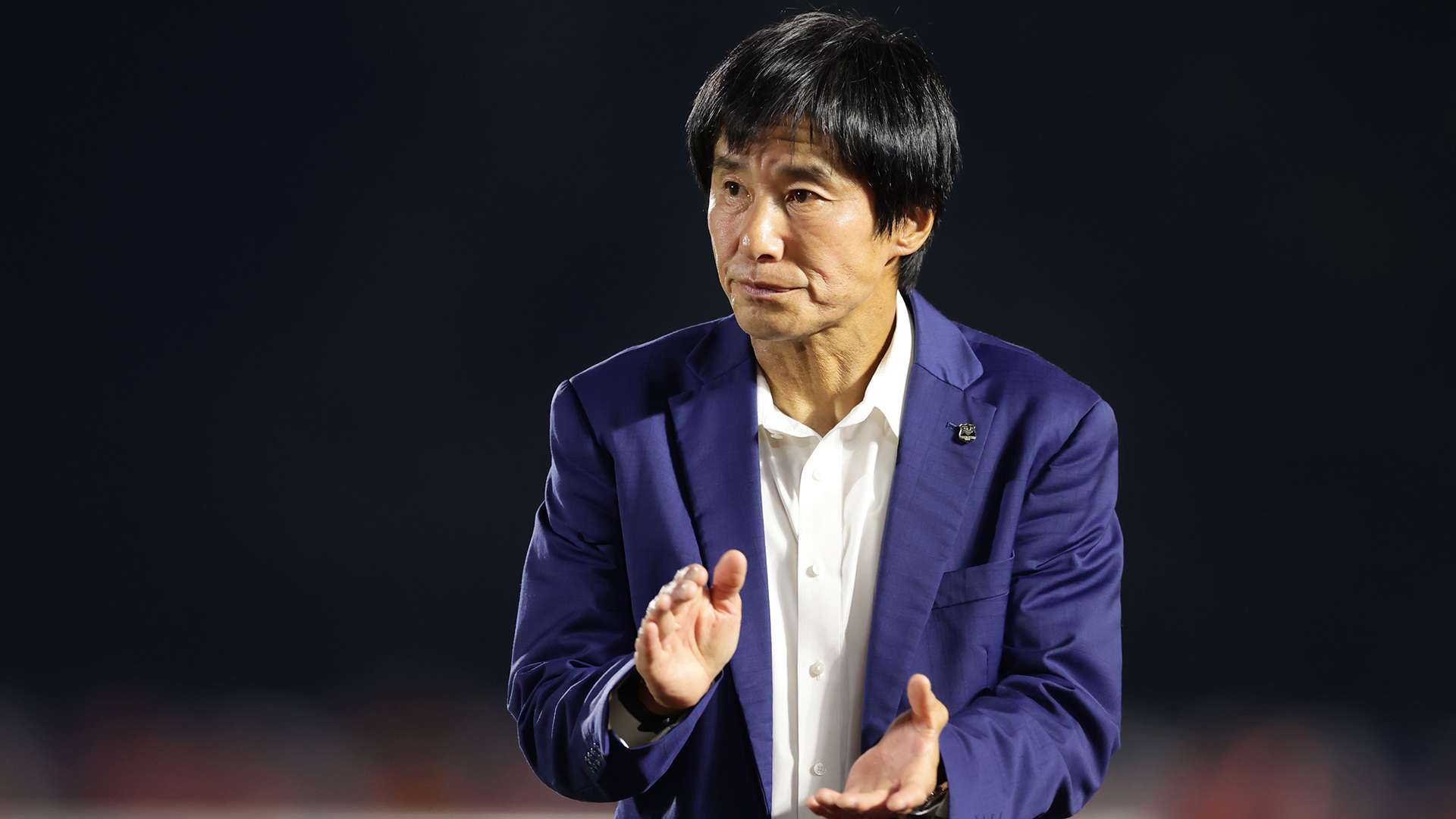 中山雅史の現在2026｜沼津監督の手腕・年俸と妻生田智子の今に迫る