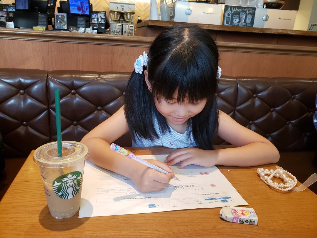 スタバで勉強は禁止？何時間まで長居Ok？店員が明かすNgマナーと真相