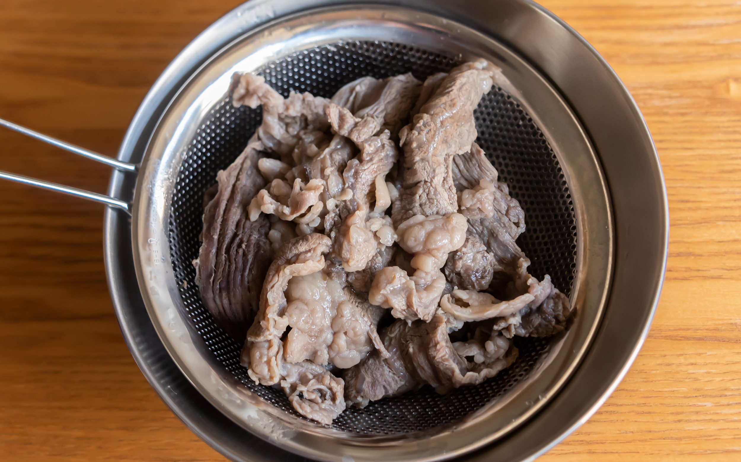 プロが教えるおでん牛すじ下処理で臭みゼロ・トロトロ完全版