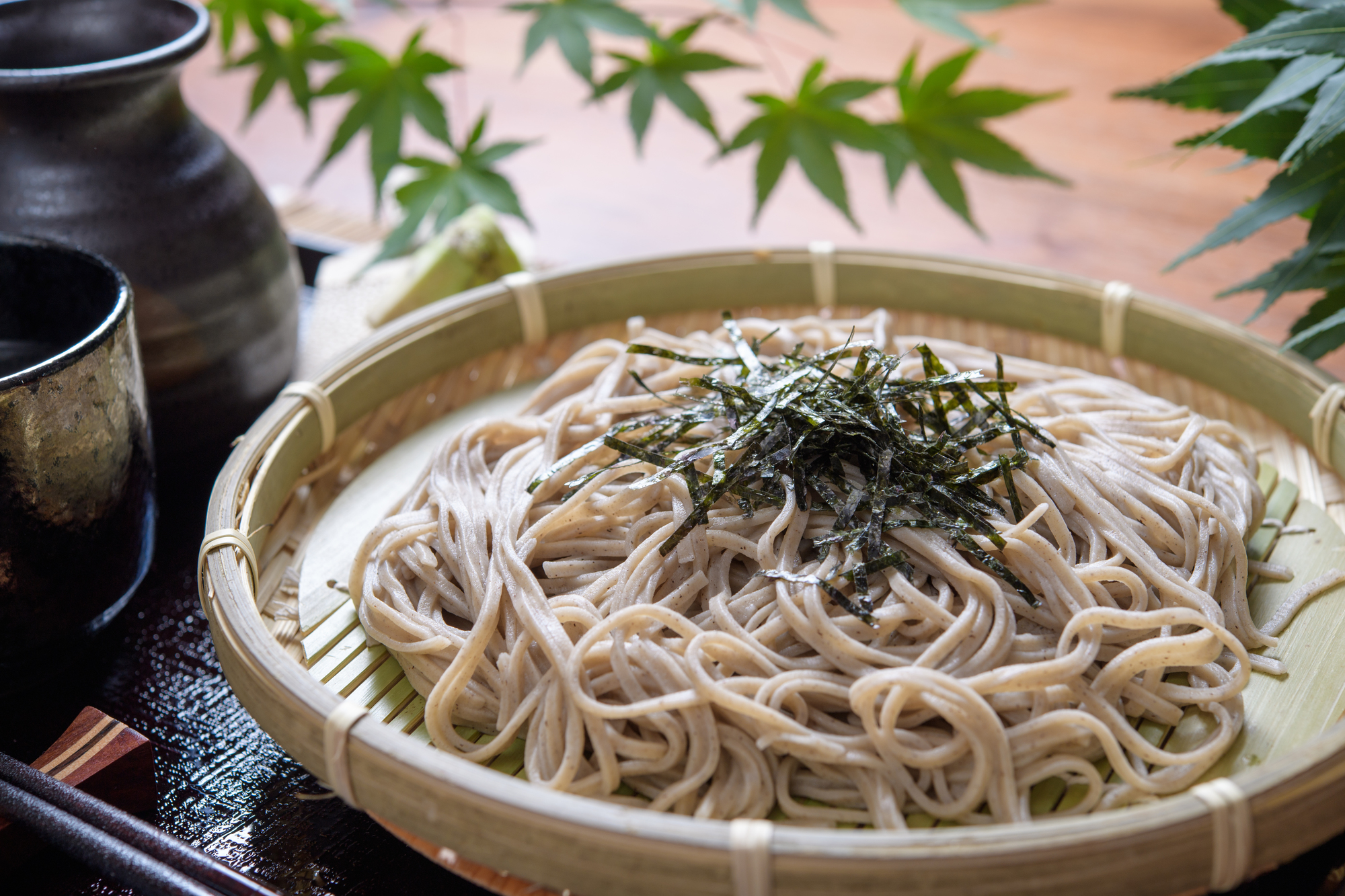2026年秋、一面の白銀世界へ。今しか見られない「蕎麦 花」の絶景スポットと食文化の現在地