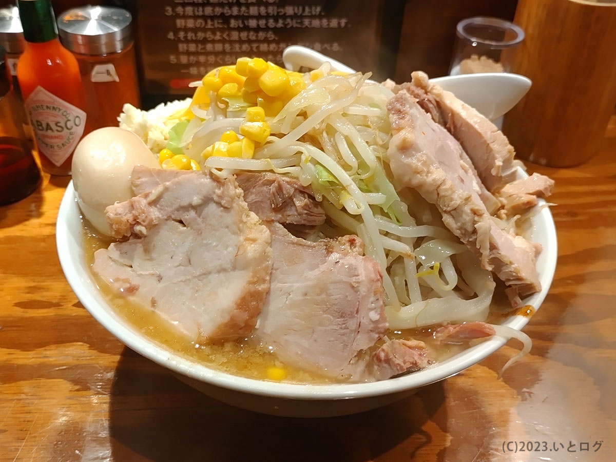 二郎系異端の雄「麺屋のスた」徹底解剖！賄いポン酢と注文ルール