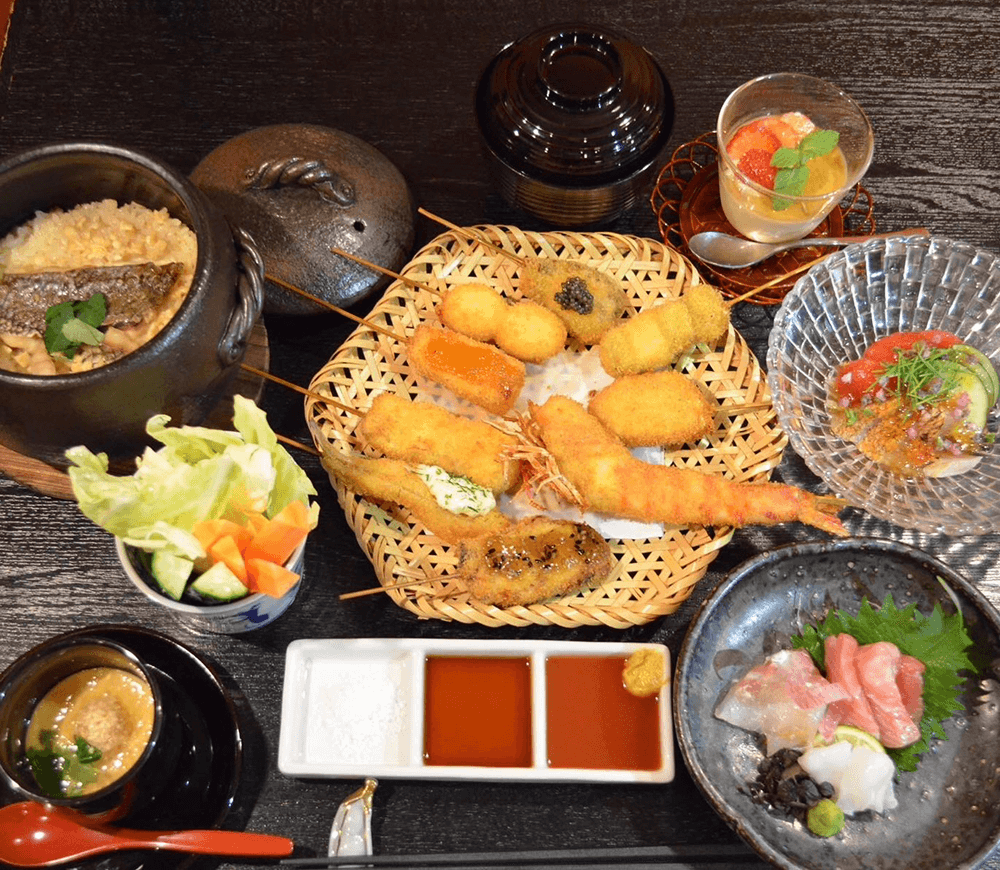 六角亭の串揚げと和食が選ばれ続ける理由｜コース料金と評判