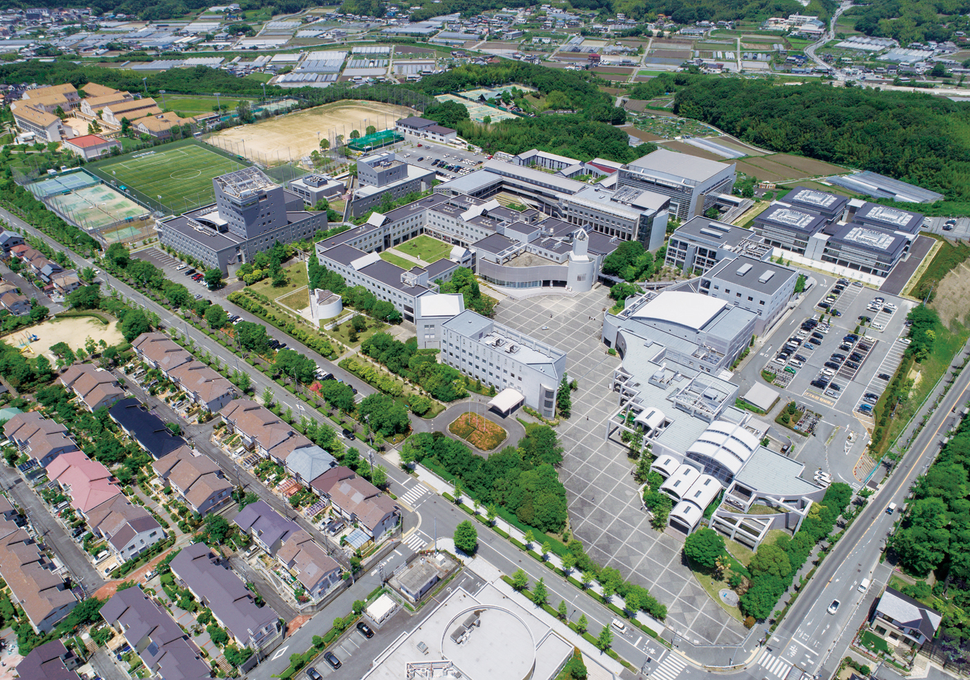 流通科学大学の評判と偏差値の真相｜Fラン説や就職実績を徹底検証