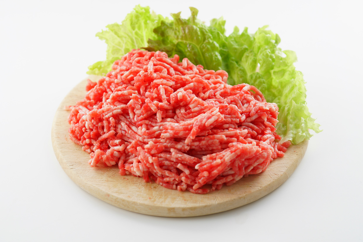 ひき肉とミンチの違いは地域差？語源から料理の使い分けまで徹底解剖