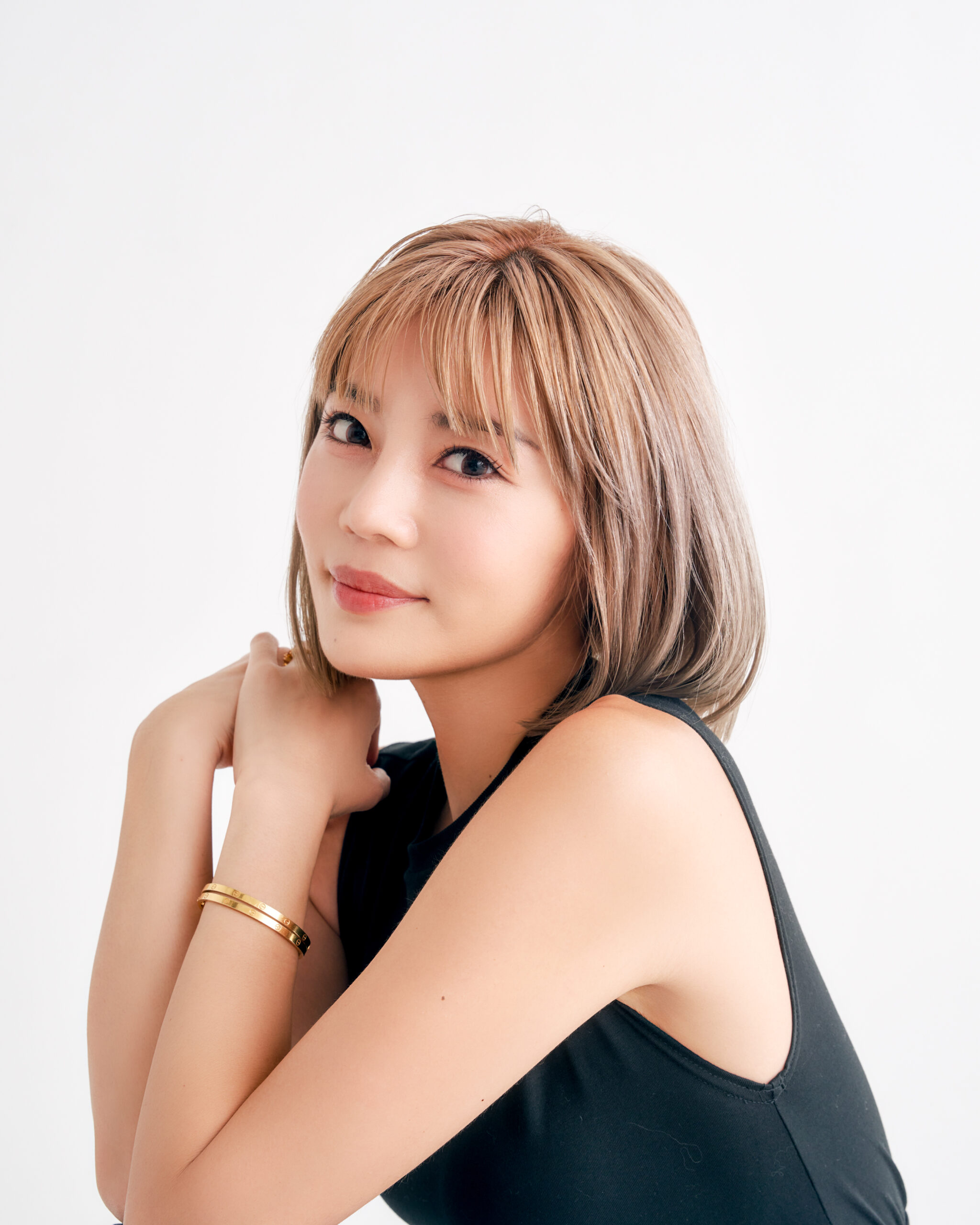島袋聖南の現在！夫・石倉ノアとの結婚生活や子供、豪邸の真相