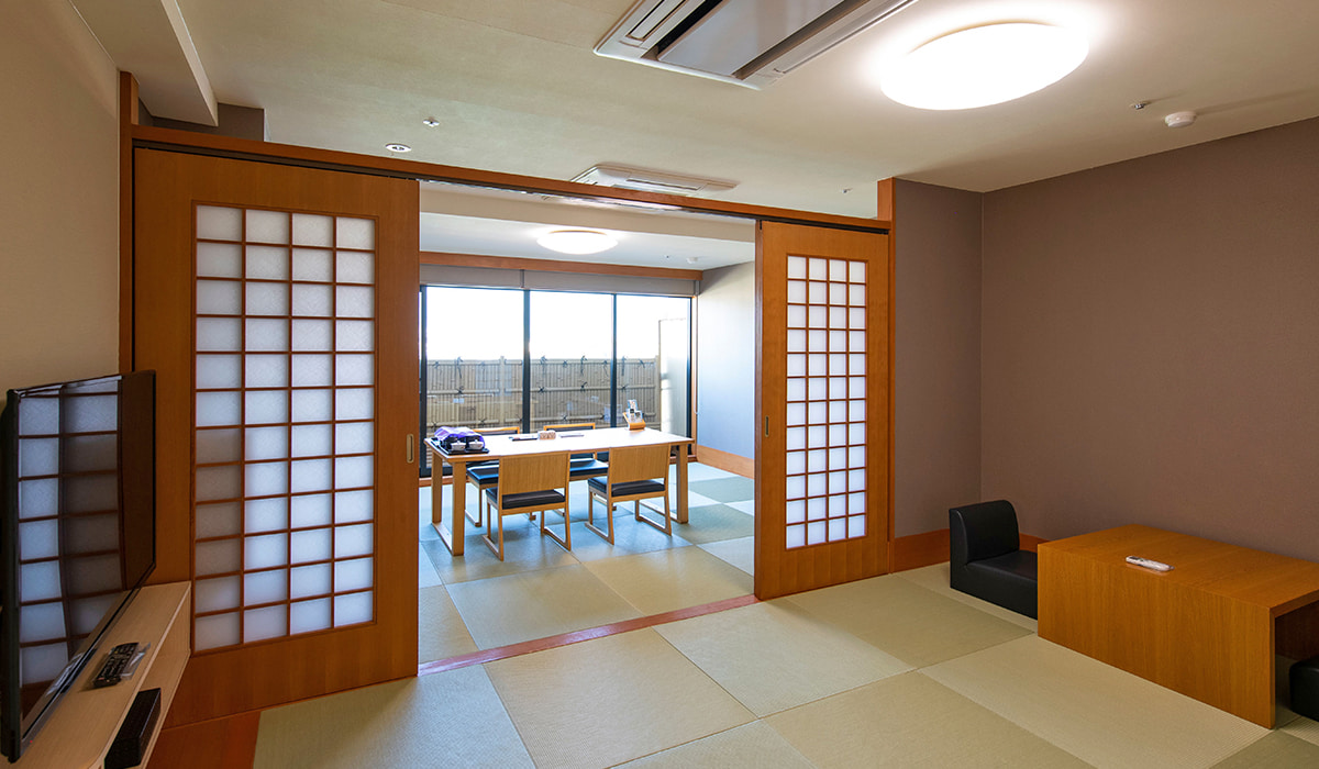 石和温泉・華やぎの章慶山の口コミ評判と宿泊記｜太鼓ショーと温泉の真価