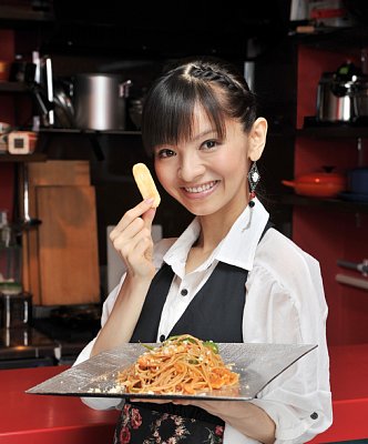 【プロフィール】 園山 真希 絵 塩谷 瞬 最新ライブ＆イベント情報 #708