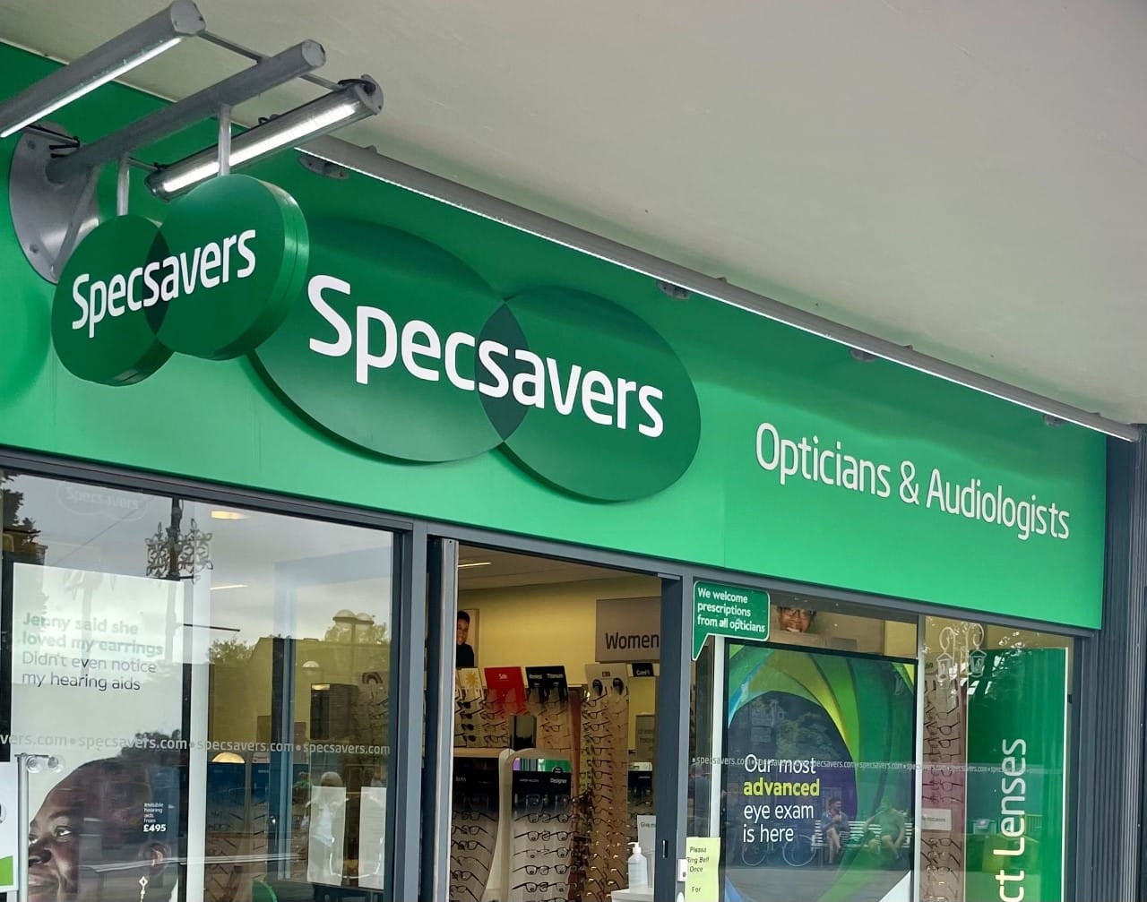 Specsavers Opticians and Audiologists - Crawley