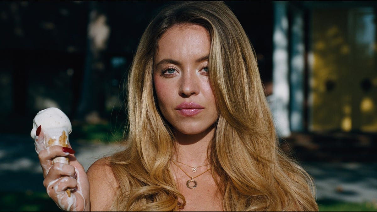 “Absolute Disbelief”: Female Athletes Slam Sydney Sweeney’s Nearly Naked Sports Betting Campaign