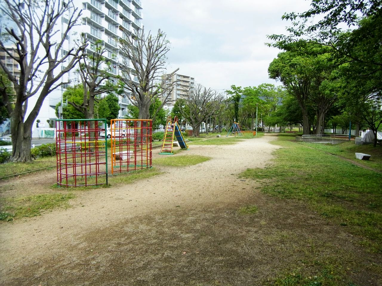 2026年最新｜下中島公園の遊具・無料駐車場と混雑を徹底検証