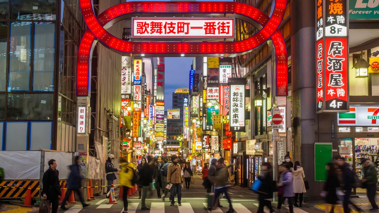 歌舞伎町の闇は消えたのか――新宿ホスト殺傷事件から3年、売掛金規制の光と影