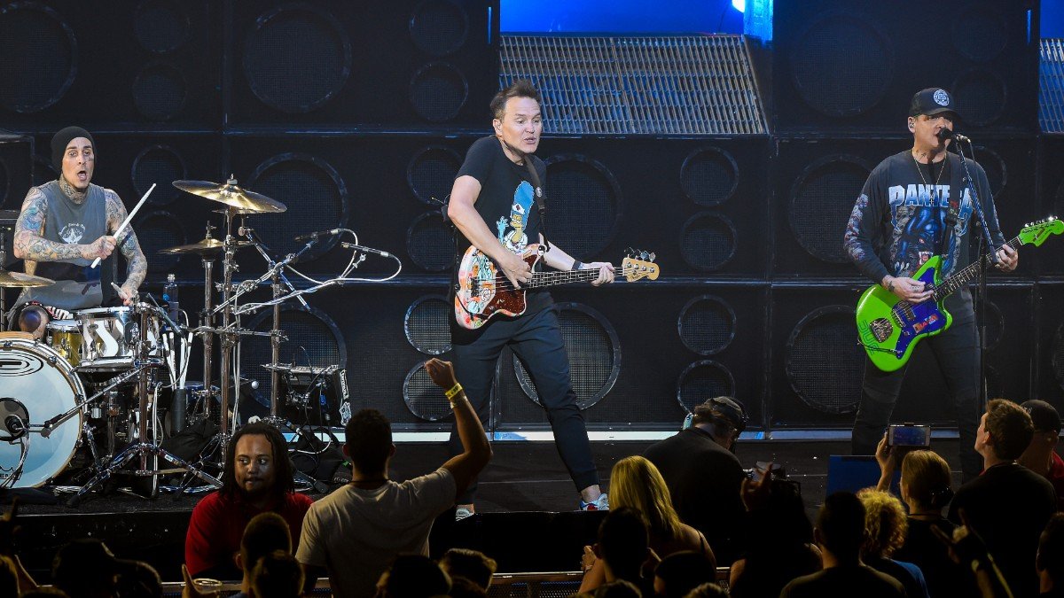 Phoenix Blink 182 Bag Policy