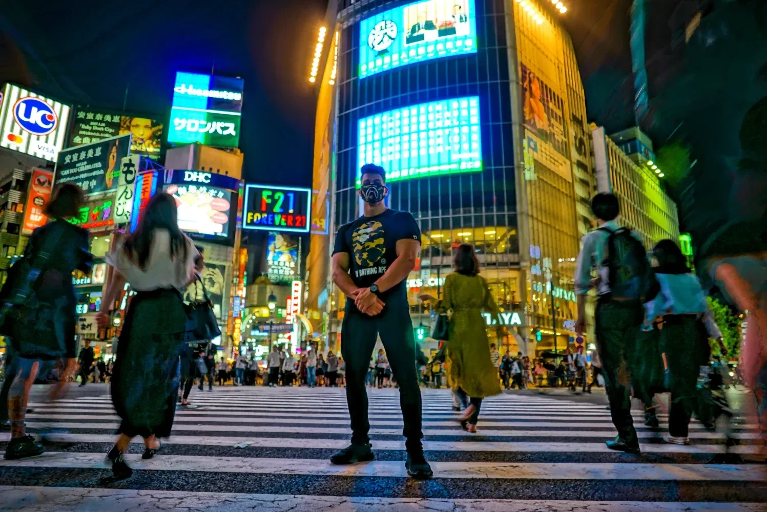 変貌する新宿の夜——2026年、世界が熱狂する「多様性の実験場」の現在地