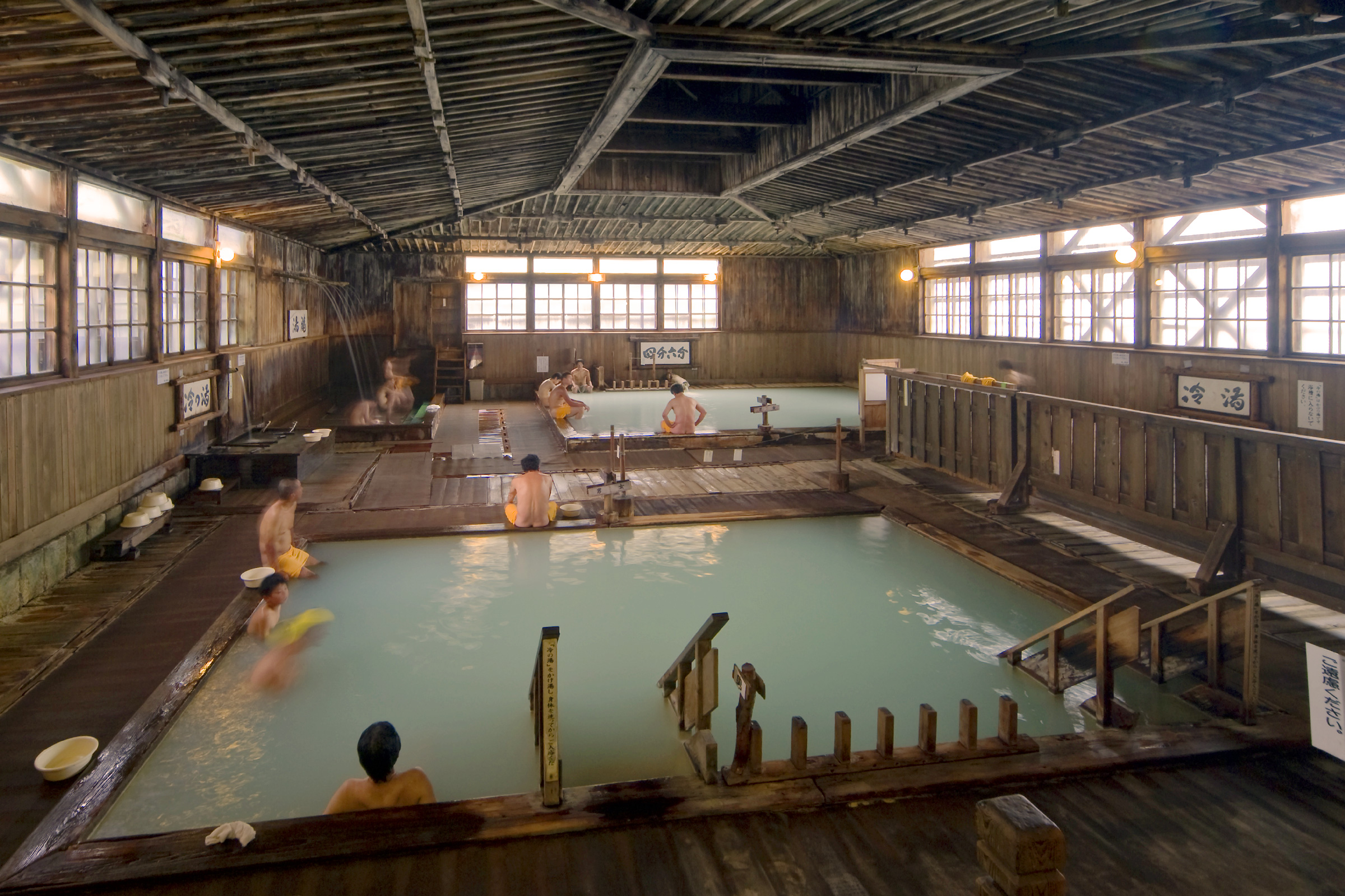 酸ヶ湯温泉旅館の混浴真相と2026年最新予約術｜千人風呂の実態