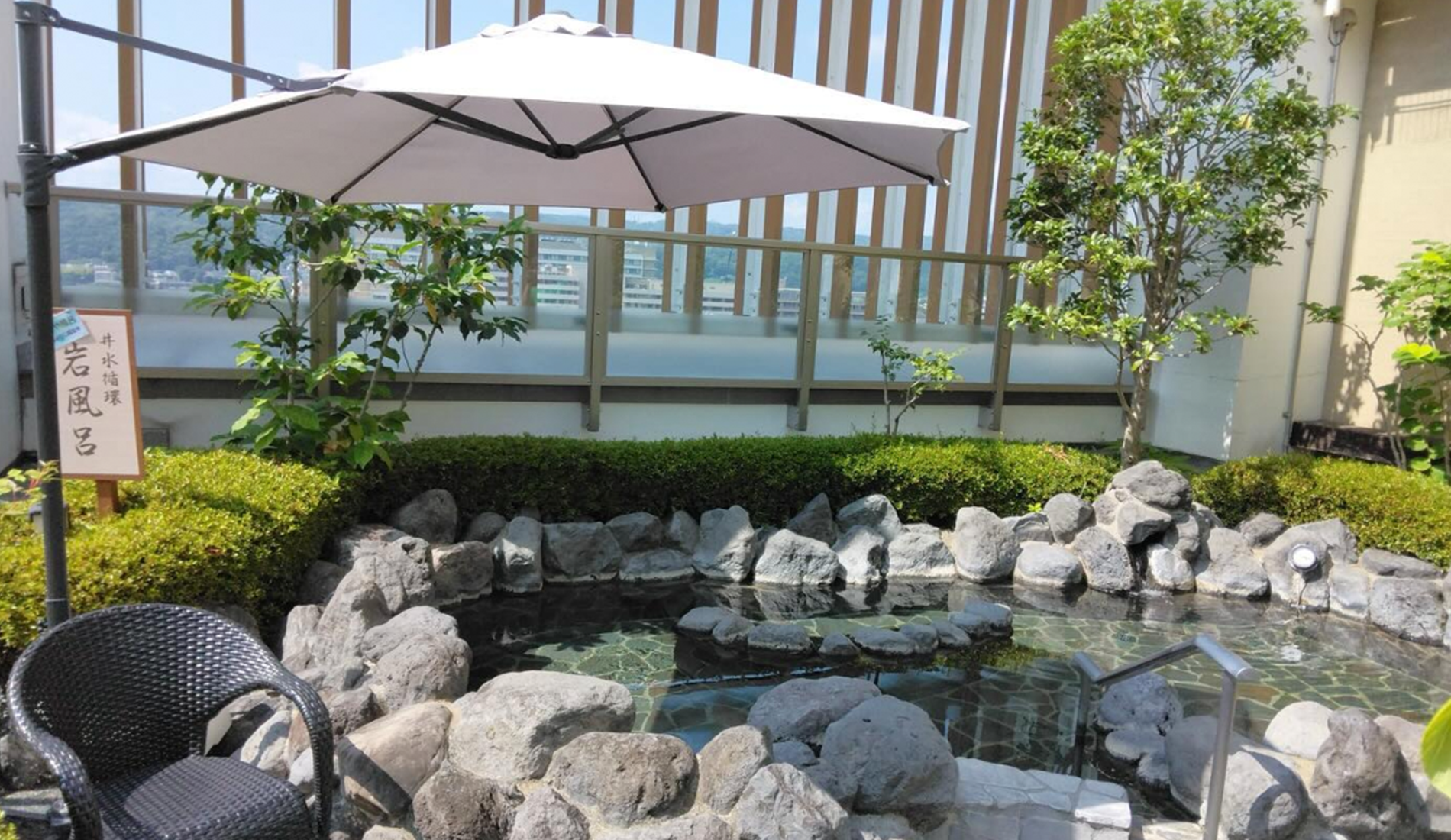 河辺温泉梅の湯を徹底検証！駅直結の混雑実態とサウナ・評判の真価