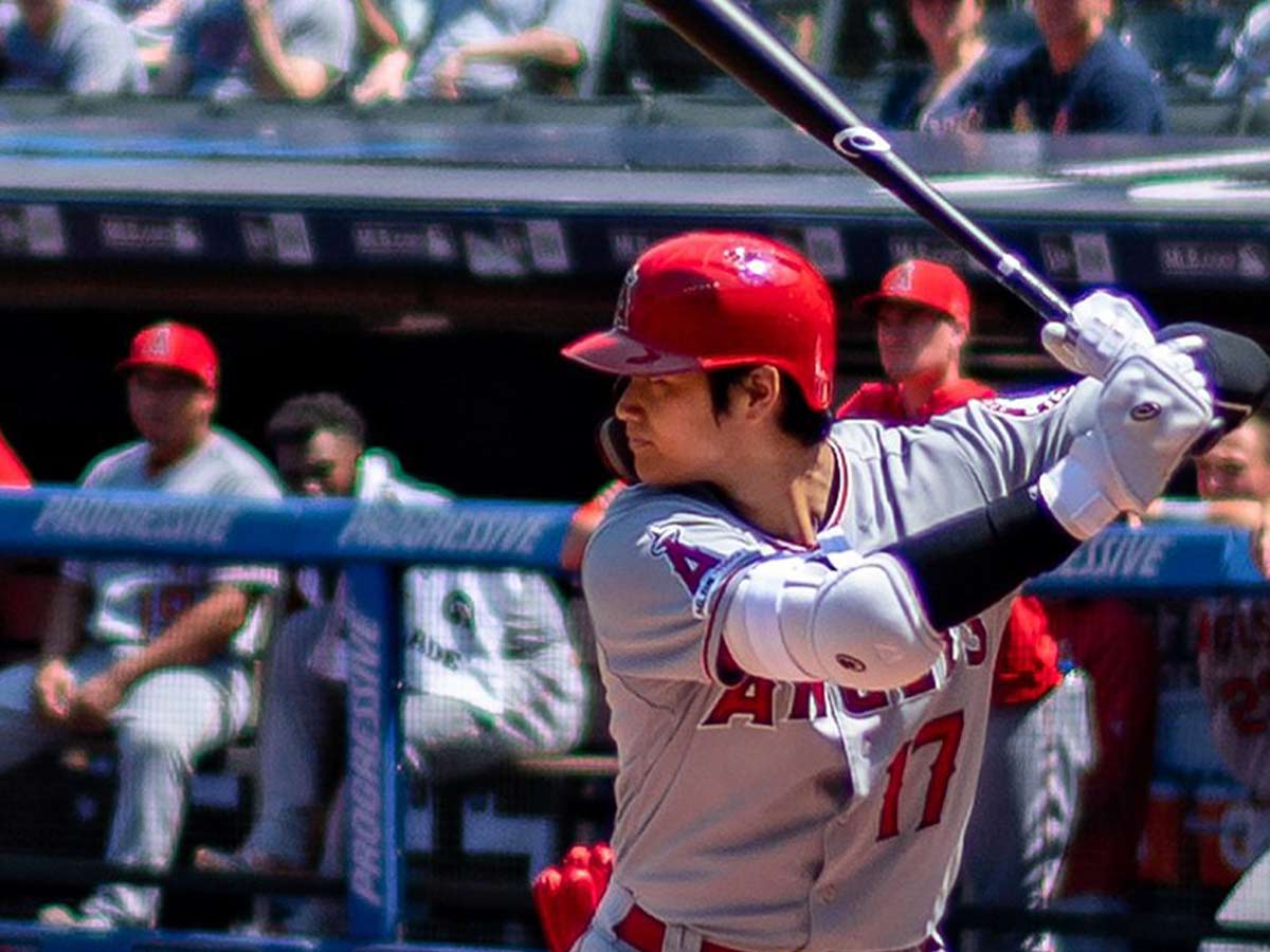 Why Does Ohtani Bat Left Handed