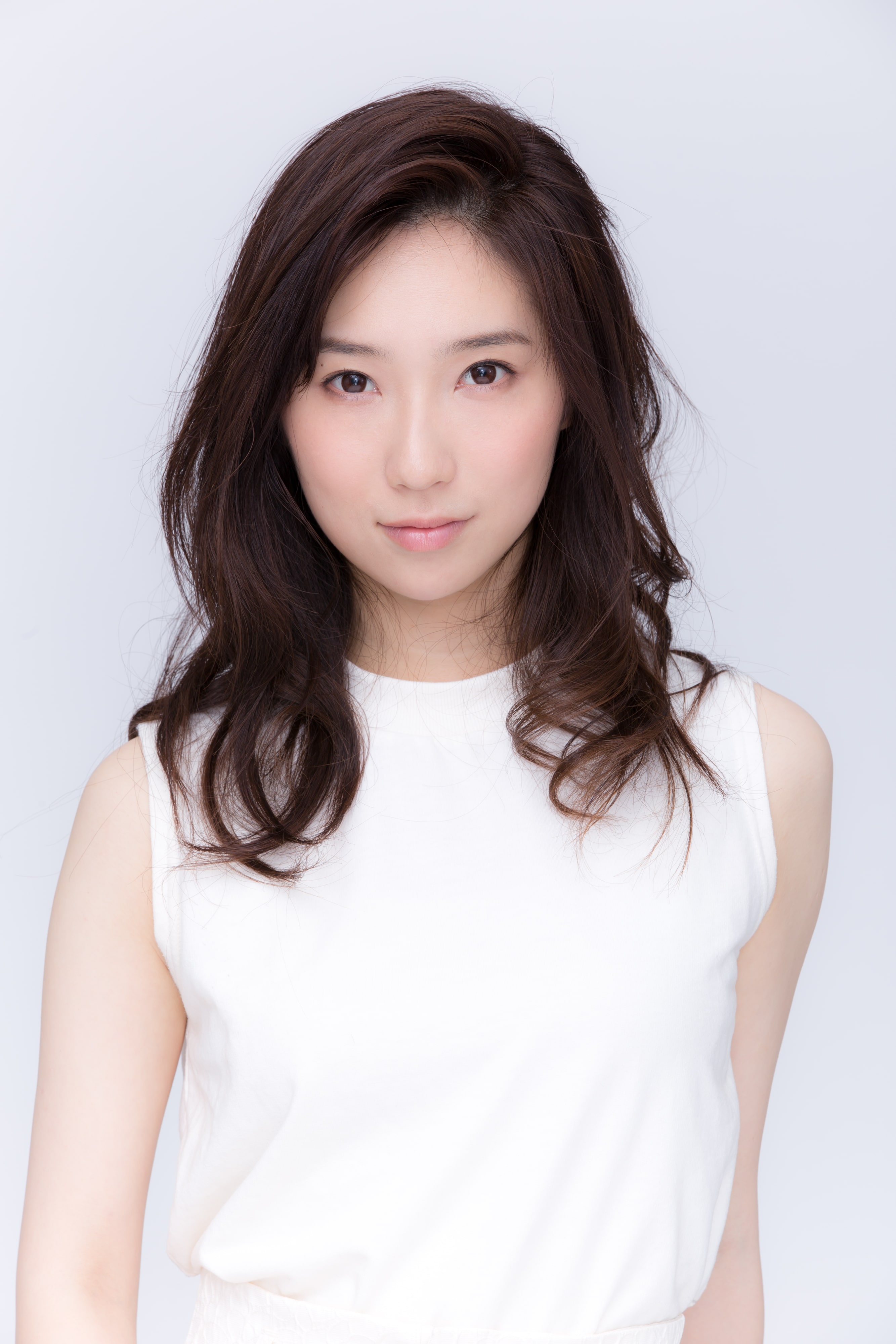 ファーストサマーウイカの結婚相手と本名は？大河で絶賛された素顔の真相