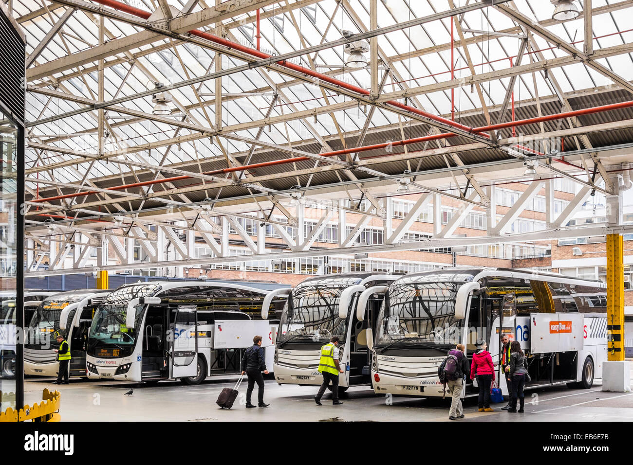 London Victoria to Victoria Coach Station