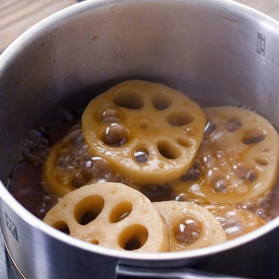 れんこんだけの煮物が肉なしで絶品化！味が染みる黄金比とプロ技