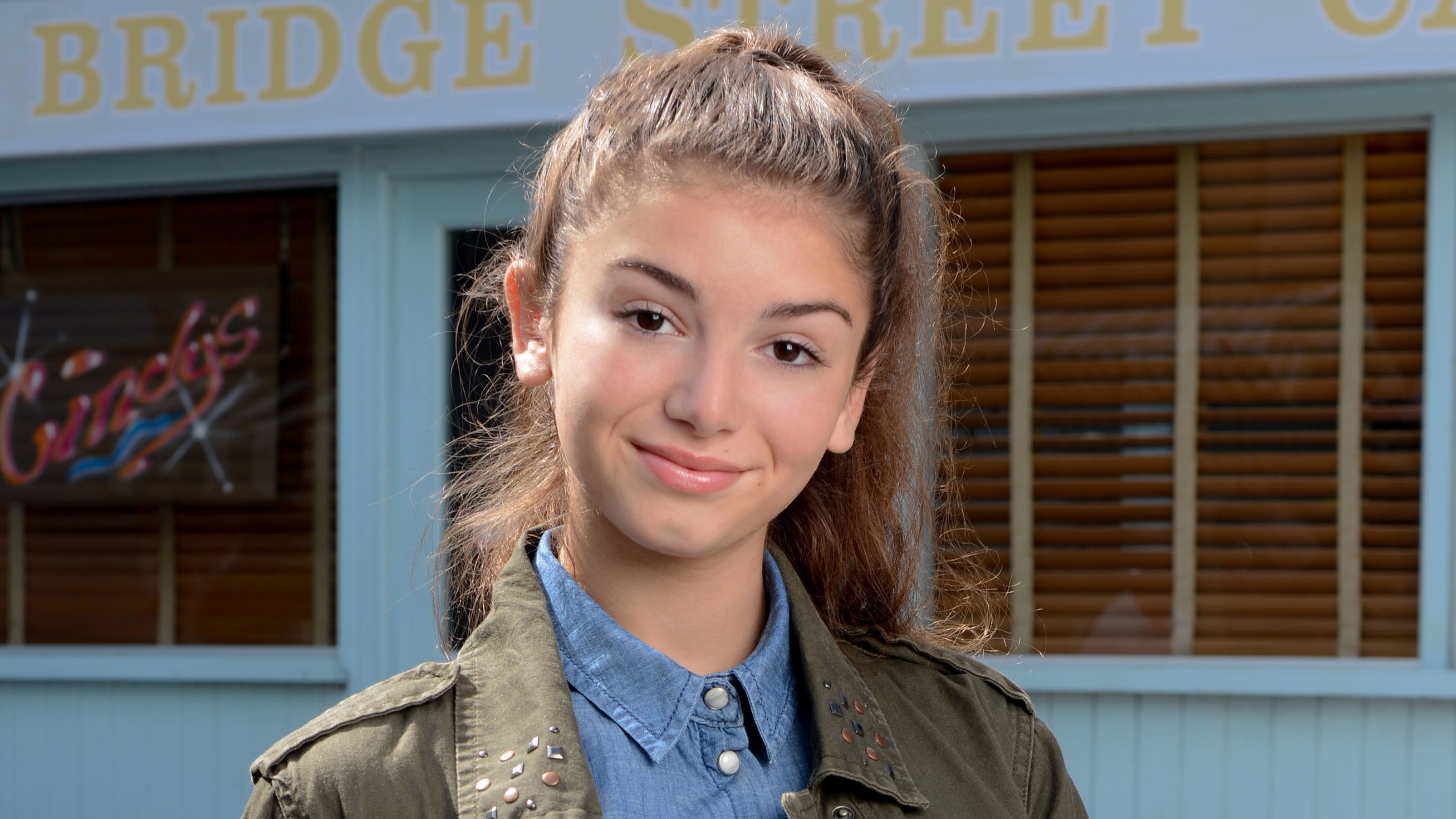 How Old Is Cindy in Eastenders