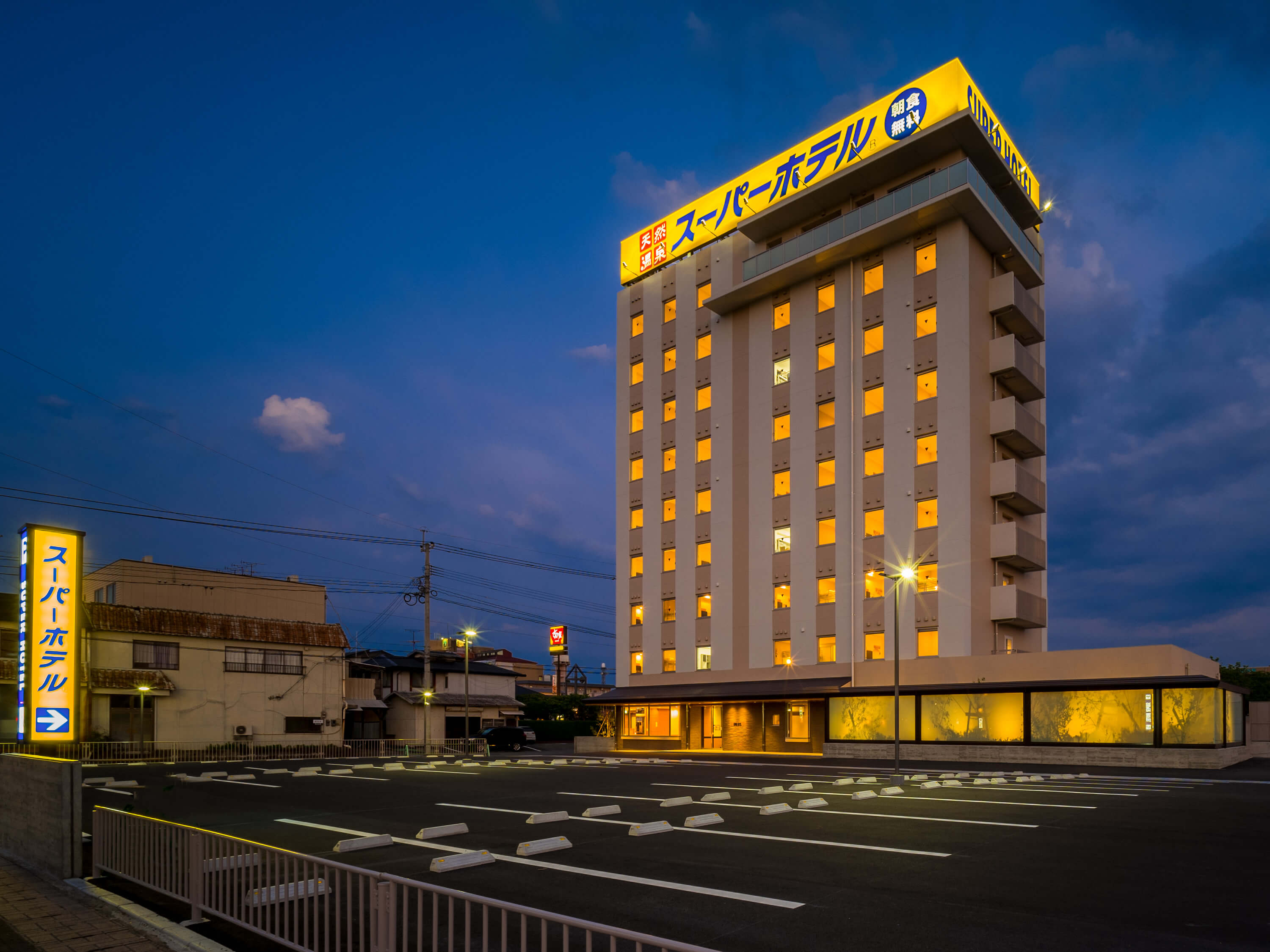 スーパーホテル熊本山鹿の評判は？天然温泉と無料朝食の真価を徹底解剖