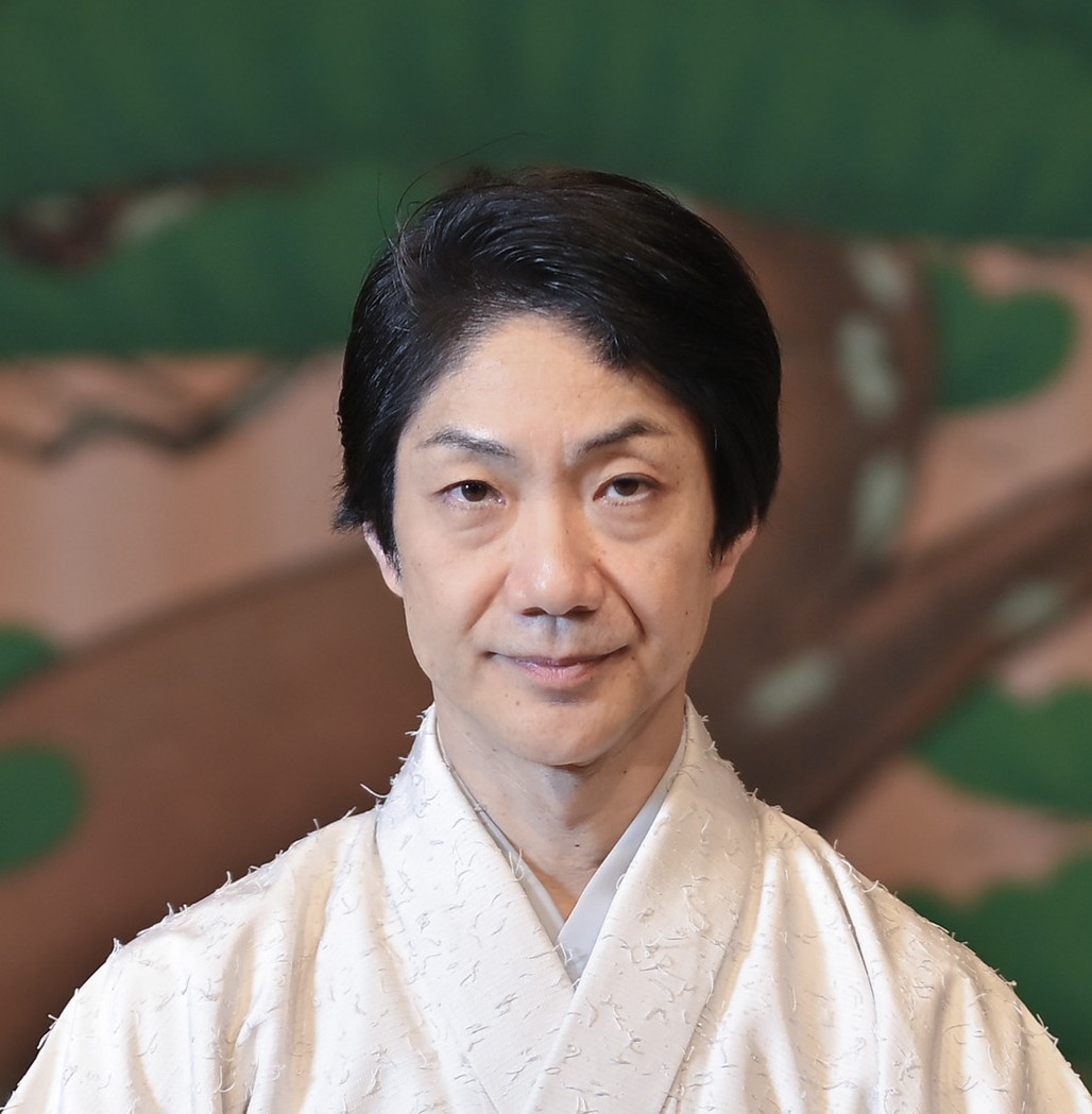 野村萬斎の現在と華麗なる家系図｜狂言界の至宝と子供たちの真相
