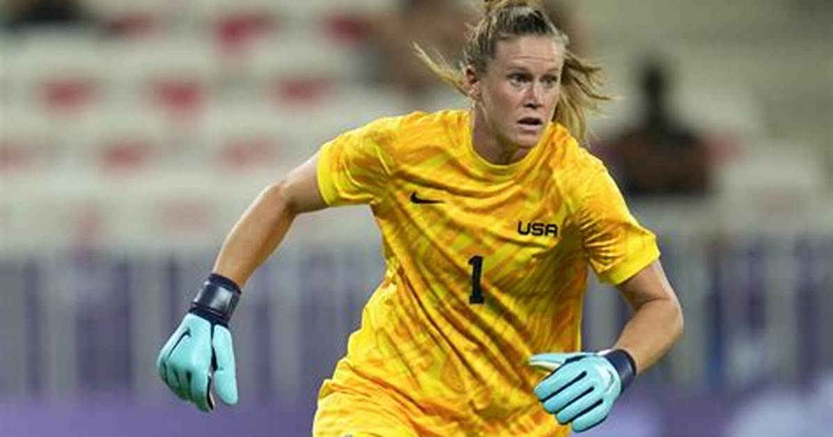 Alyssa Naeher | Bio, Age, Net Worth, Relationship, Career