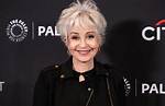 Annie Potts Biography, Age, Net Worth, Real Name, Husband ·