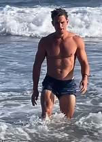 Antoni Porowski's Physique and Personal Circle Exposed