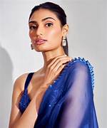 Athiya Shetty ·