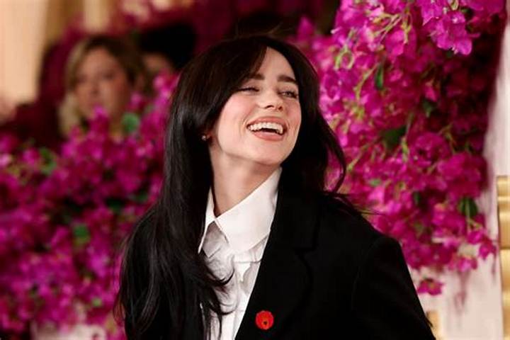 ビリー・アイリッシュの“おっぱい”論争を徹底解説：ファッションと表現の自由